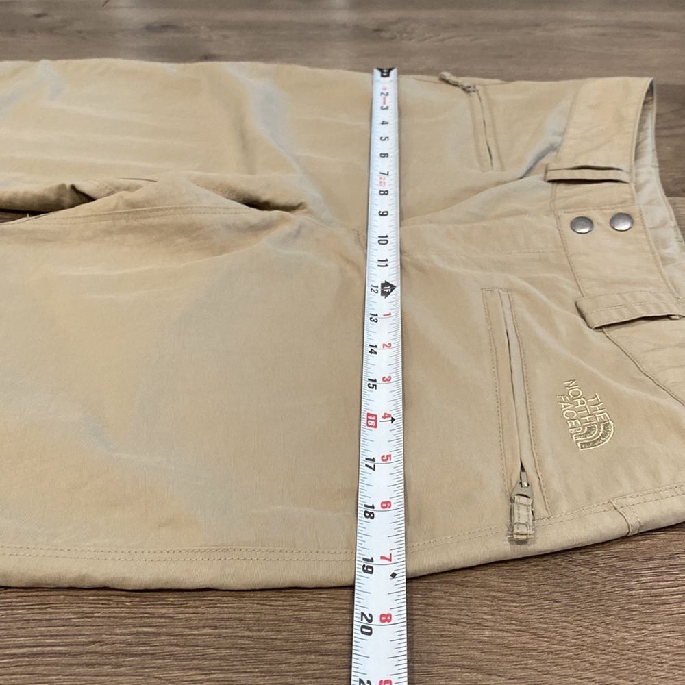 NWOT The North Face Tan Convertible Nylon Hiking Active Pants Size 6 - Picture 8 of 16